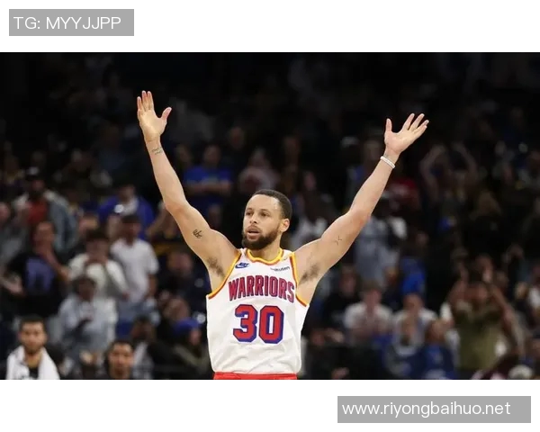 勇士胜太阳赢在一点，库里状态拉响警报，能顶住就能掌握绝对优势